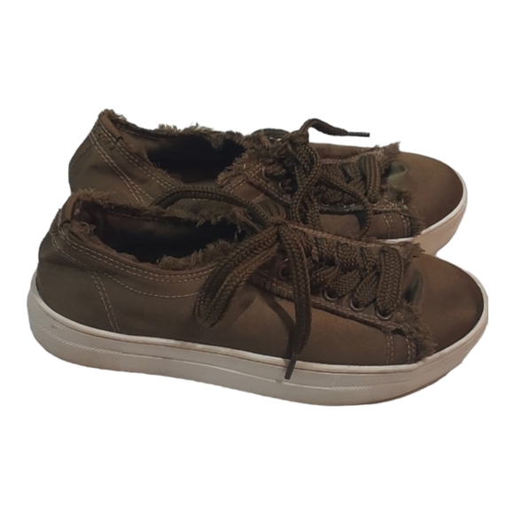 Rock & Candy Frayed Sneakers, size 6.5 - Picture 1 of 6